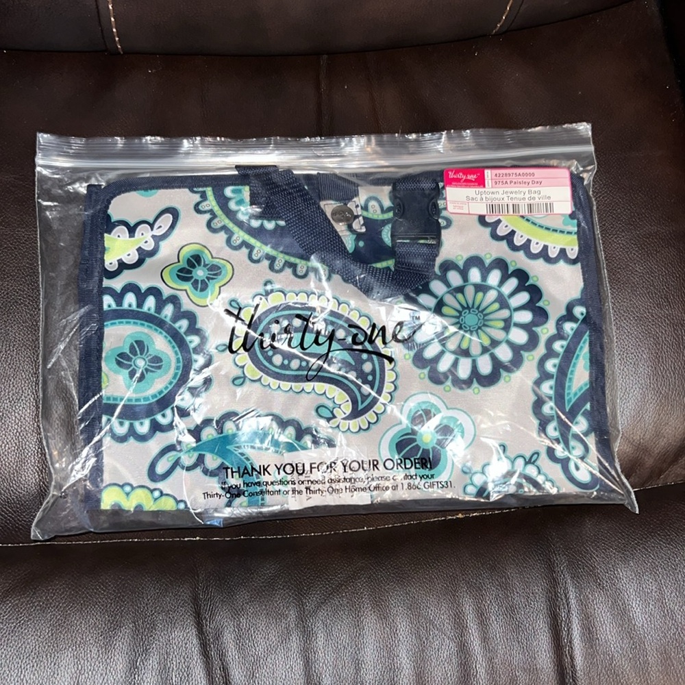 Thirty-One Uptown Jewelry Bag